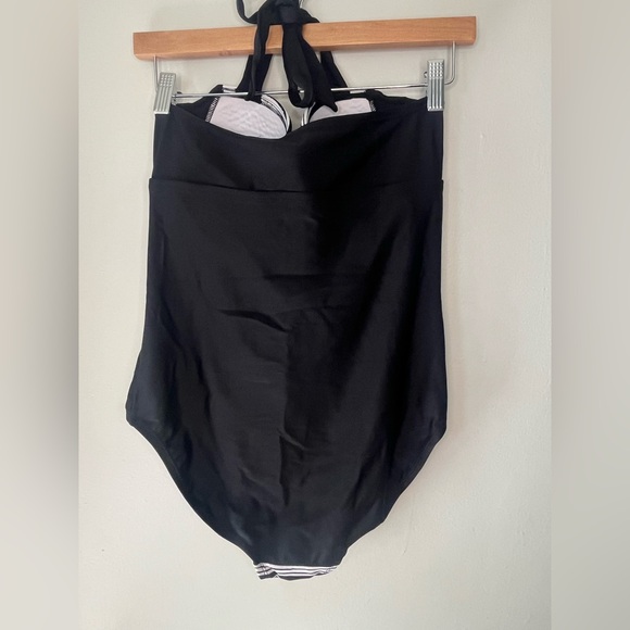 Merona Black White Striped One Piece Halter Bathing Suit Women’s Size Large - Picture 3 of 5